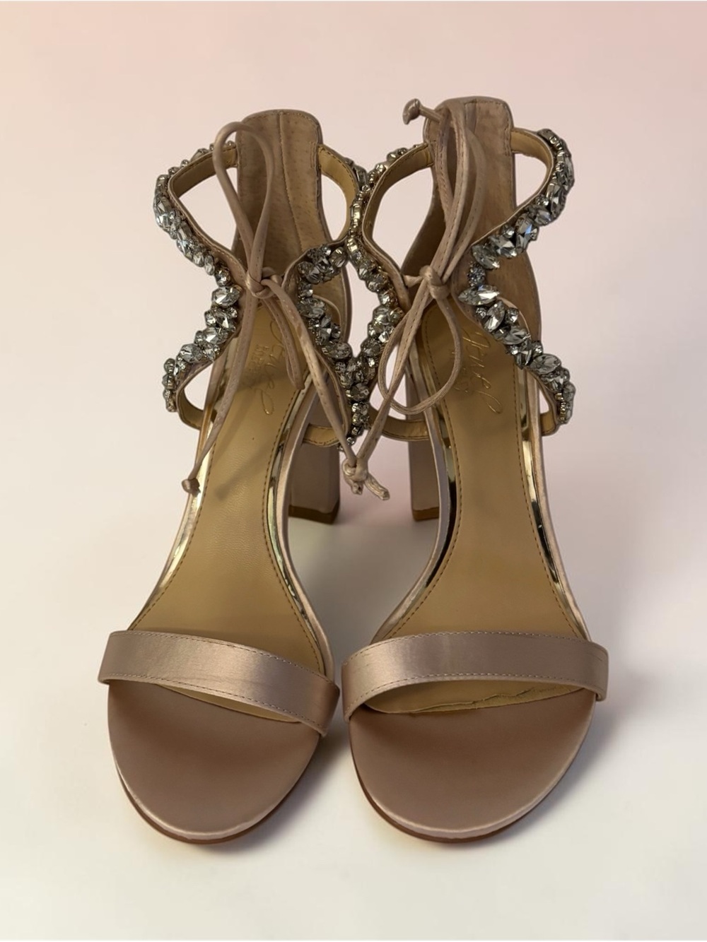 New Badgley Miscka Thamar Crystal Embellished Block Heels Women’s size 8